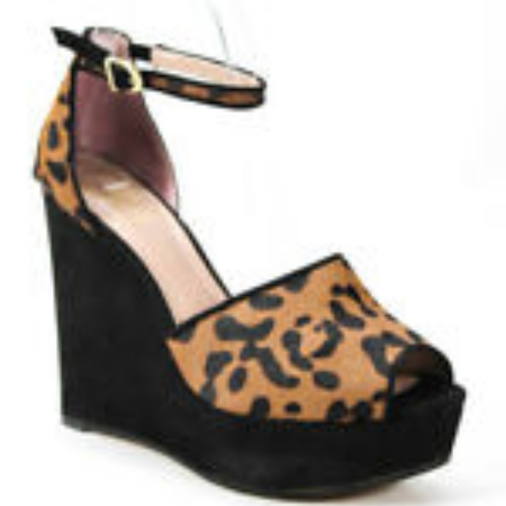 Vince Camuto Leopard Wedge Ankle Strap Sandals 8B
